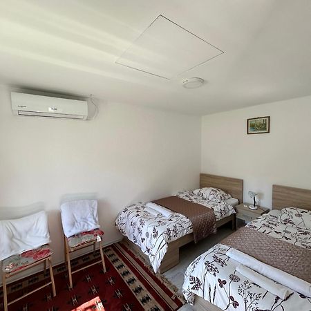 Garden Guesthouse Gjakova 외부 사진